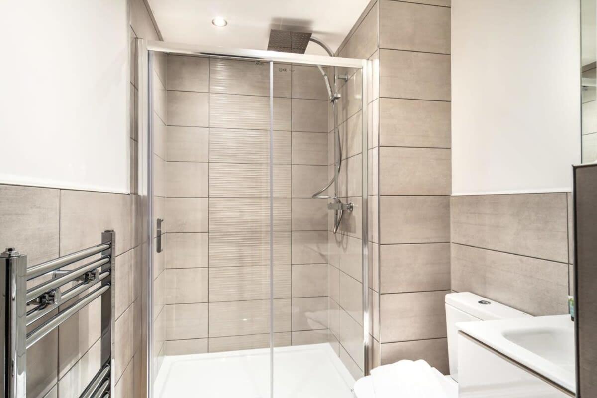Stayzeni, Alexandra Rise Manchester 2 Bed Flat Exterior foto